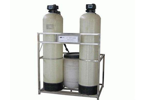 软水器